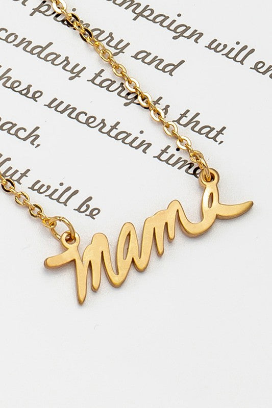 Mama pendant Necklace