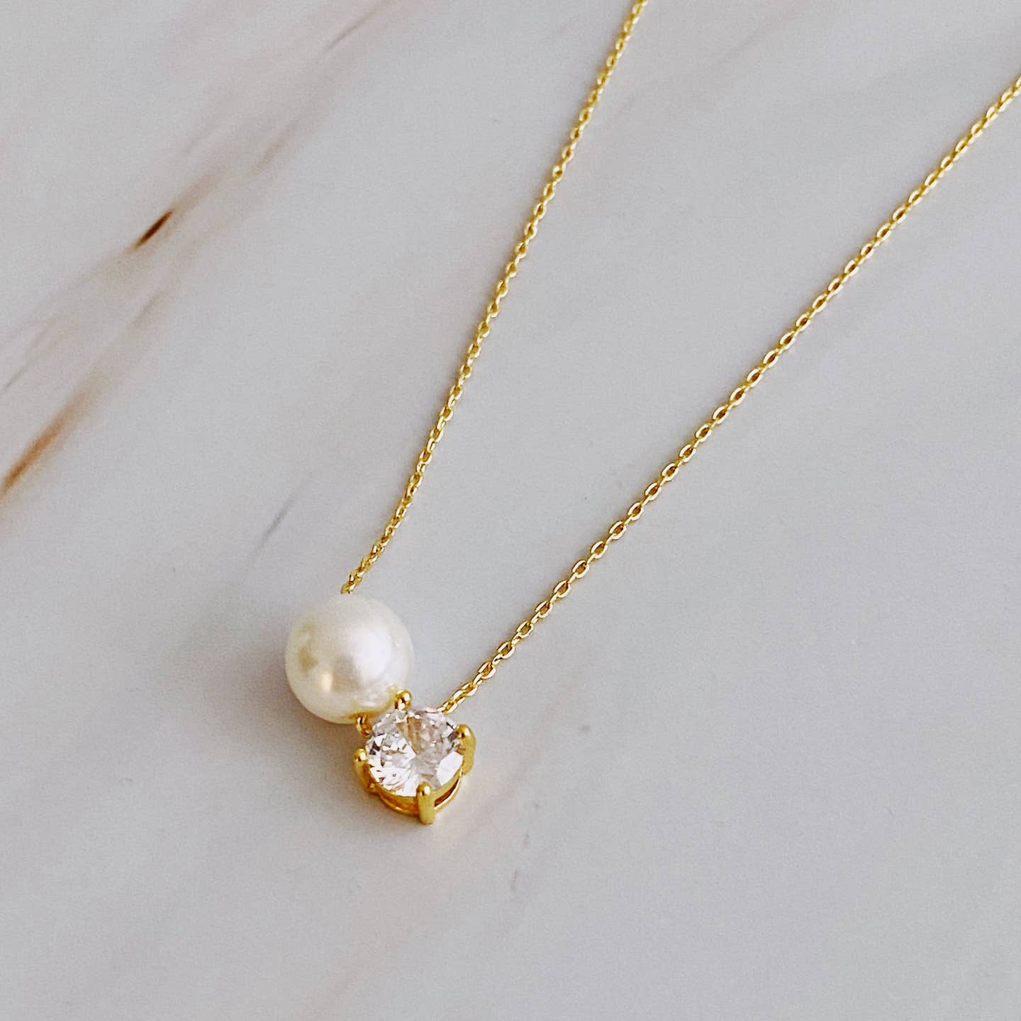 Single Pearl & Diamond Necklace