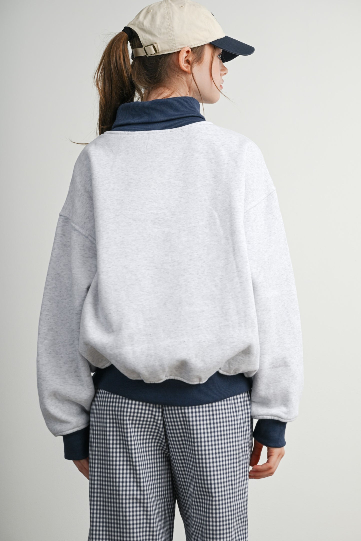 Cozy Relaxed Mock Neck Fleece Sweatshirt