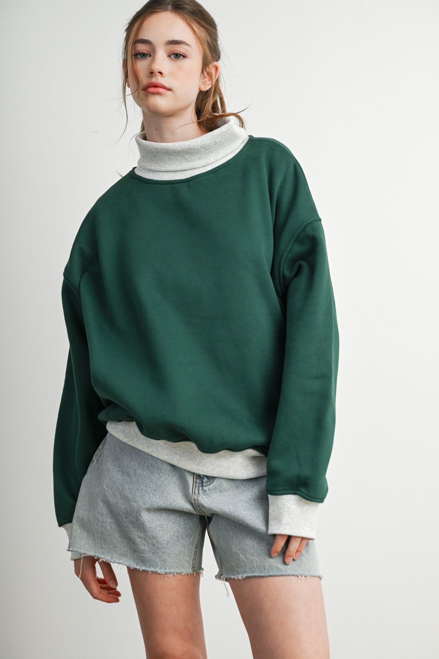 Cozy Relaxed Mock Neck Fleece Sweatshirt