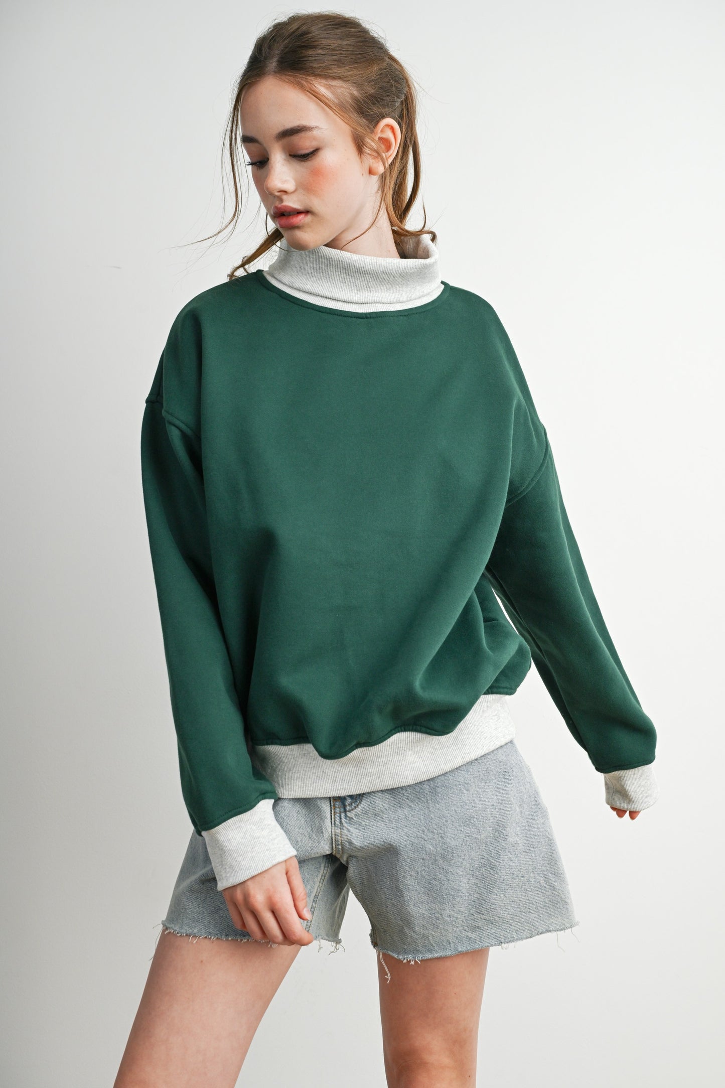 Cozy Relaxed Mock Neck Fleece Sweatshirt