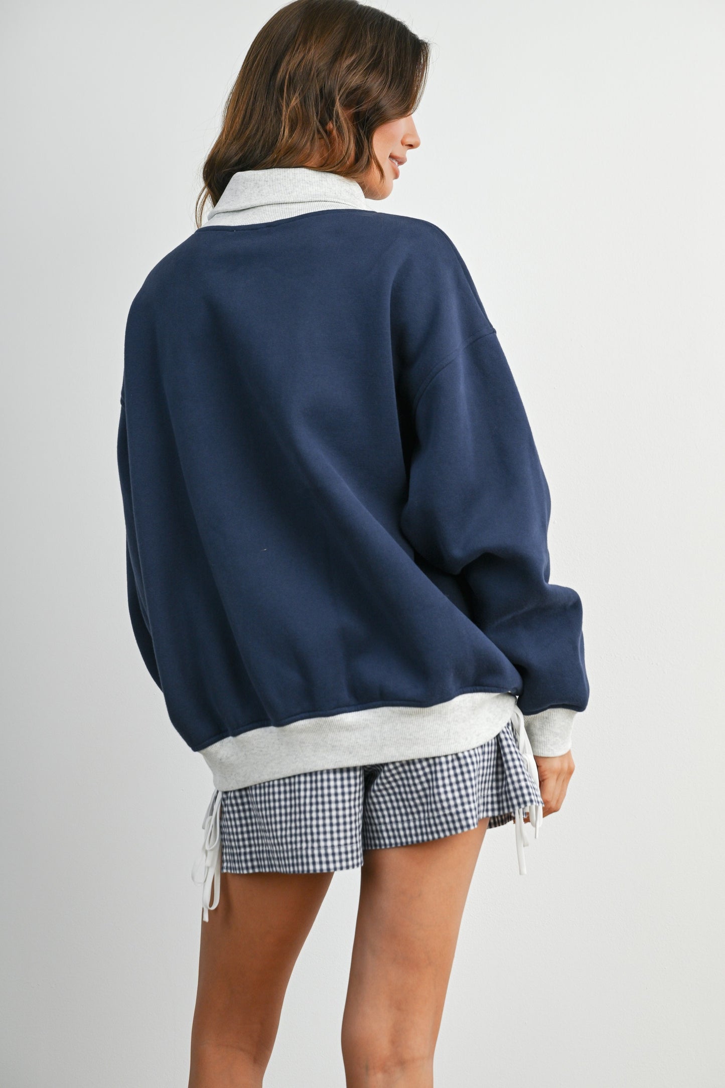 Cozy Relaxed Mock Neck Fleece Sweatshirt