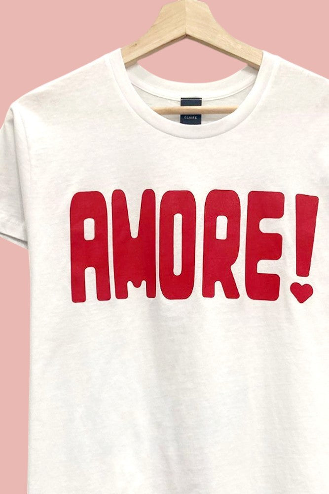 AMORE Graphic Tee