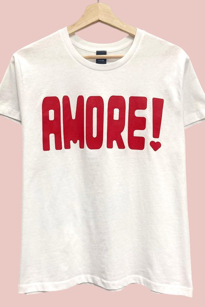 AMORE Graphic Tee