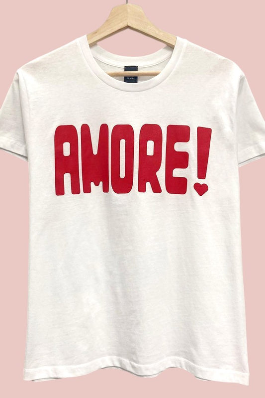 AMORE Graphic Tee